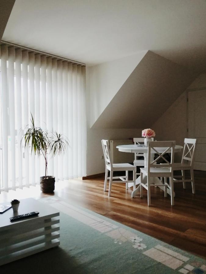 Apartman Pri Parku Sered' Exterior photo